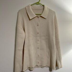 Long sleeve knit sweater